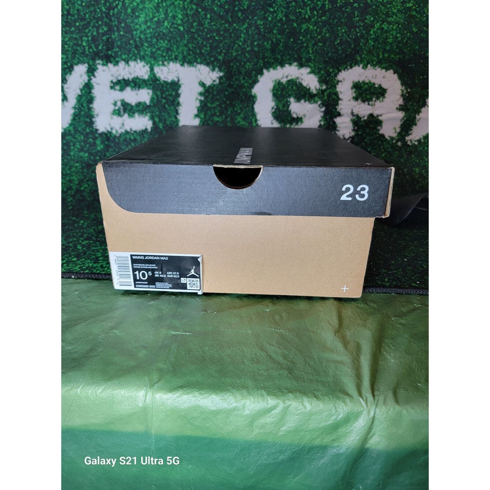 Jordan MA2 Bred W - CW5992-600 Size 10.5 - with original box excellent condition - Picture 13 of 13